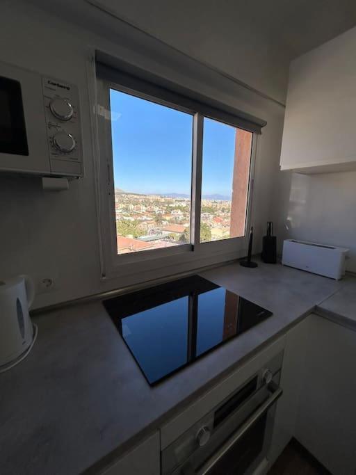 Atico C/vistas, Recep 24h, Piscinas Y Parking * Benalmádena