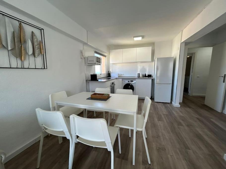 Atico C/vistas, Recep 24h, Piscinas Y Parking Benalmádena